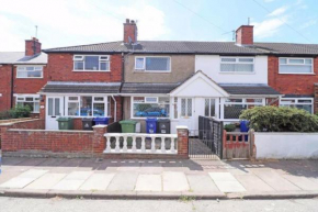 Seaside 2 bed Townhouse, near Cleethorpes station